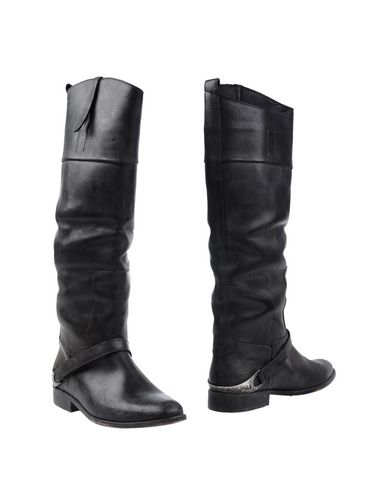 jimmy choo gold pumps