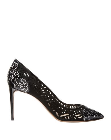 Click to view more detailed imagery on our partner's website Nicholas Kirkwood Pump In Black